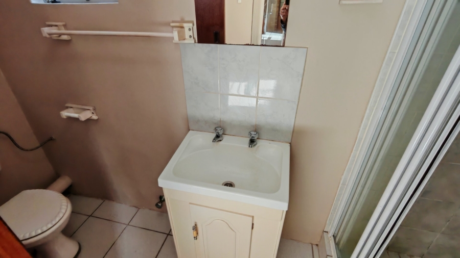 4 Bedroom Property for Sale in Boland Park Western Cape
